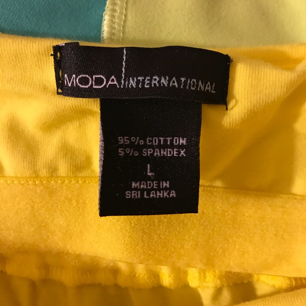 Back-less Top - Picture 3 of 5